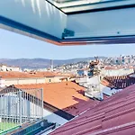 Guesthost - Loft Apartmán