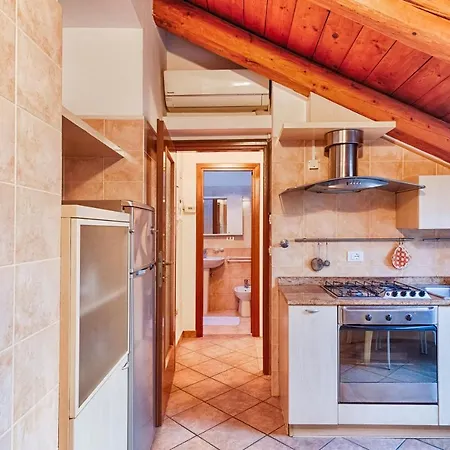 Guesthost - Loft Apartmán Terst
