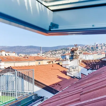 Guesthost - Loft شقة