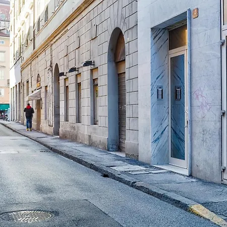 Guesthost - Loft شقة *